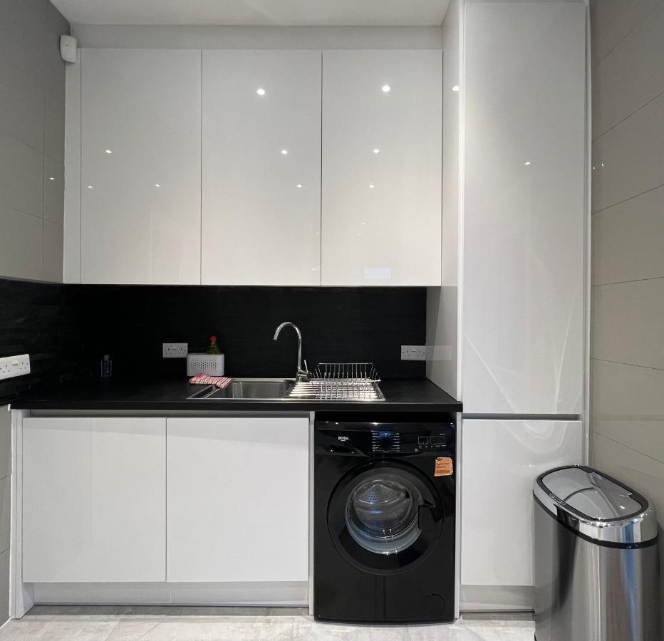 Villa Sakura,Sleeps 8 Netflix Oxford Esterno foto
